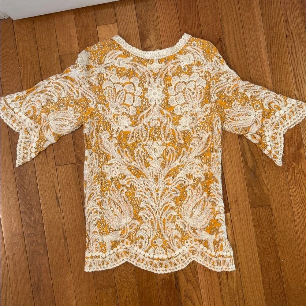 Solitaire Mustard Yellow Boho Embroidered Bell Sleeve Blouse Top Medium NWOT